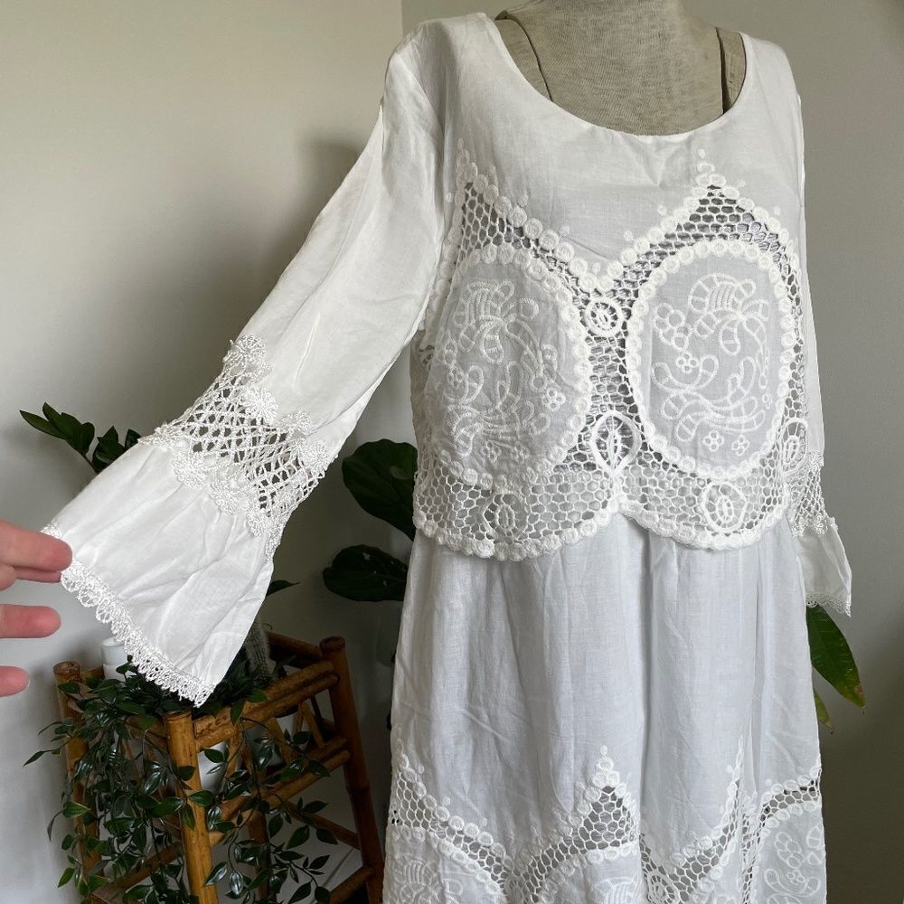 White Cotton And Lace Dress- L